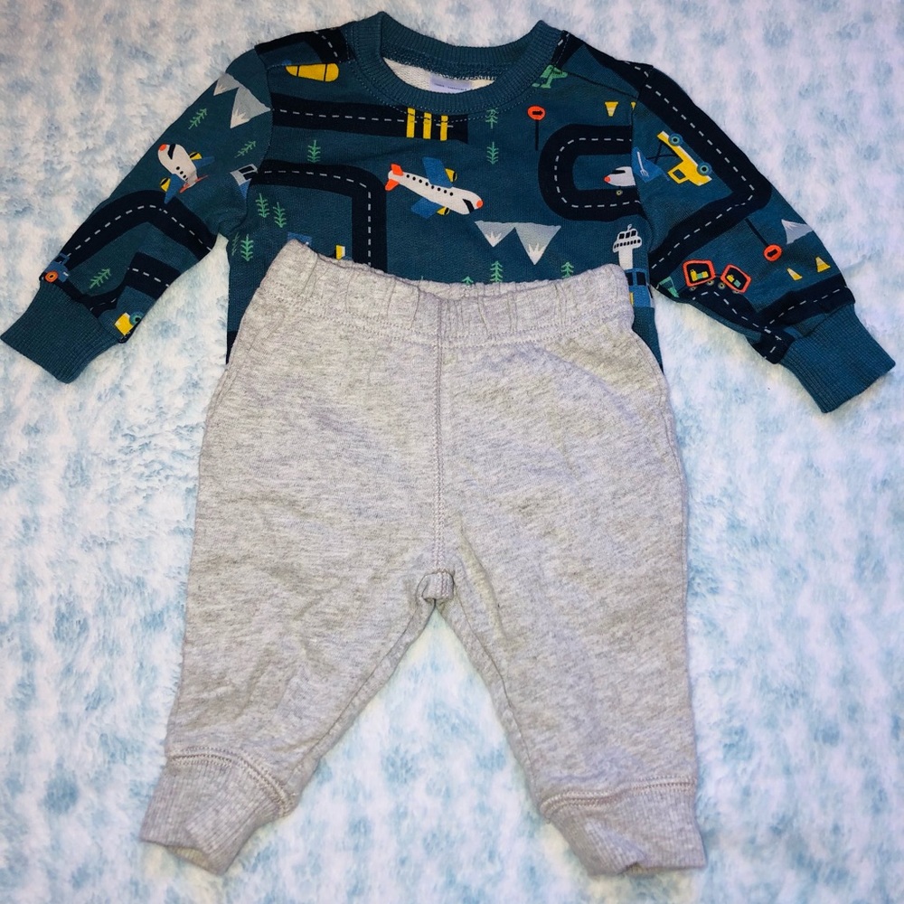 Carter’s Airplane terry top and joggers pant set for boys (3months)
